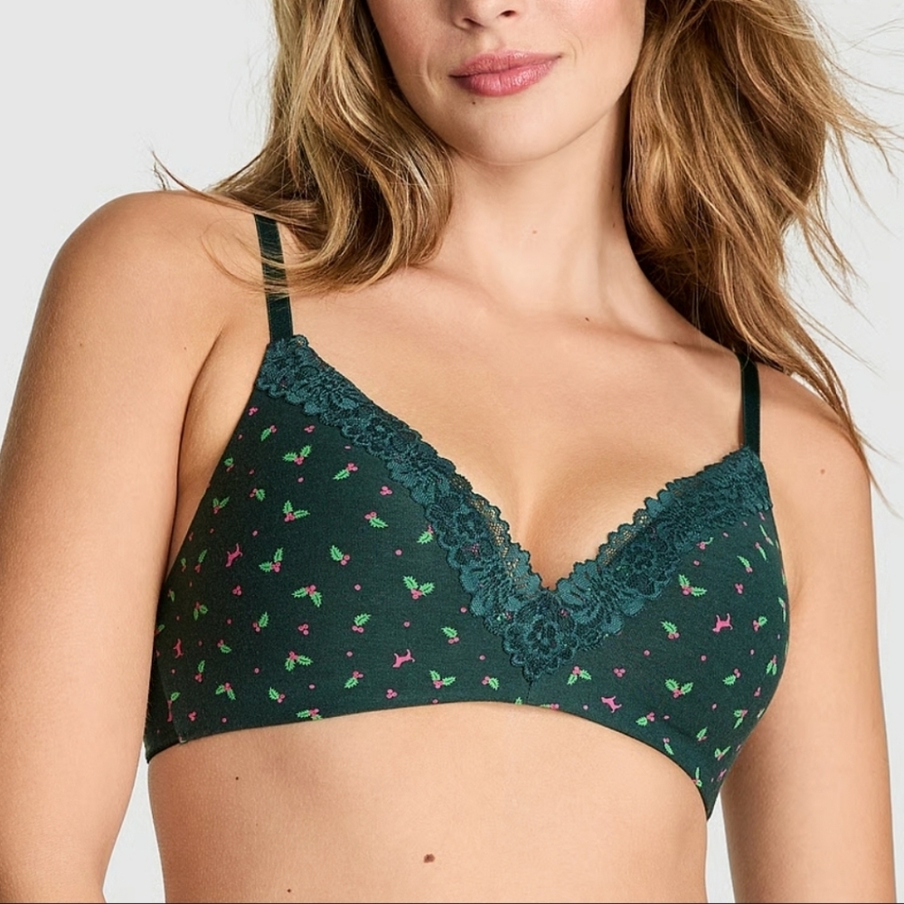 Victoria Secret Pink Lightly Padded Bra 32B